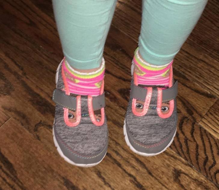 20 смешных фотографий, доказывающих, что в реальном мире тоже случаются ошибки в программе застрял в текстурах, баги в реальной жизни, ошибки в программе в реальном мире